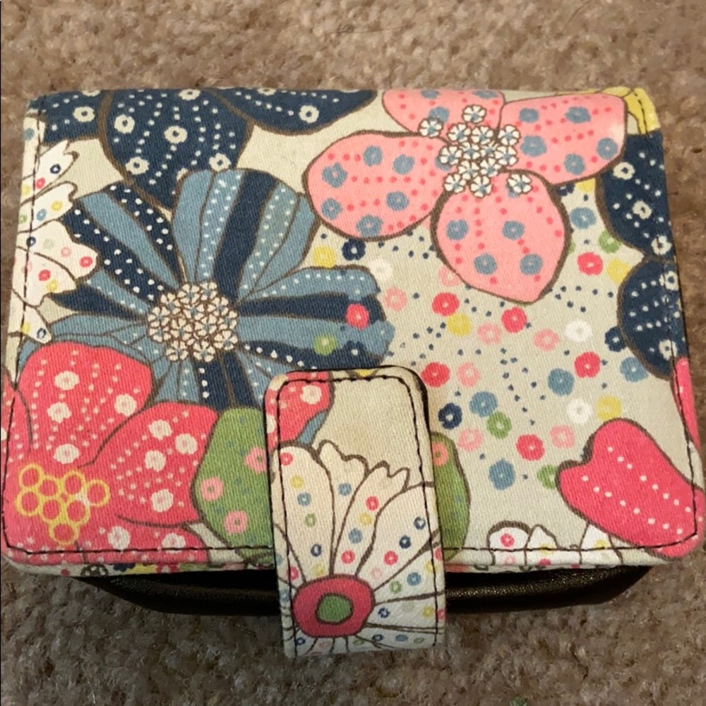 Floral thirty-one wallet